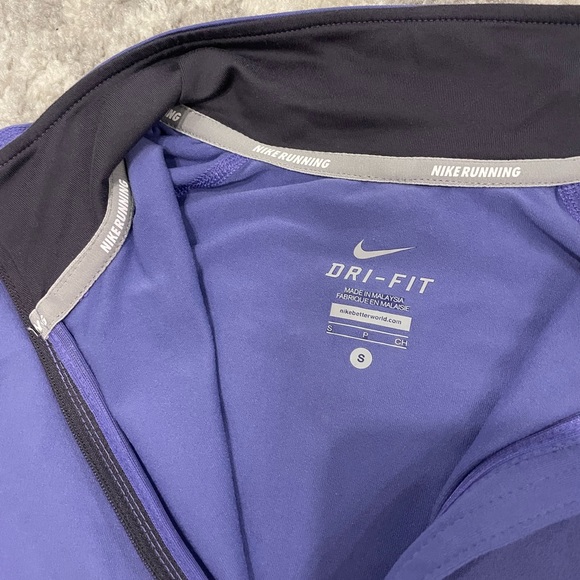 Nike Dry Fit quarter zip - Picture 8 of 10